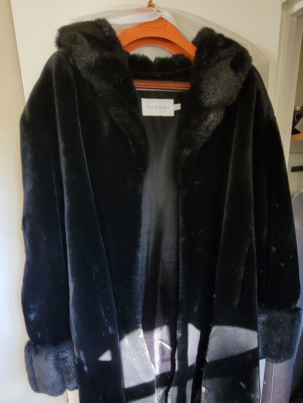 Betas Choice Black Faux Fur Coat – Vintage Glamour – Size Large